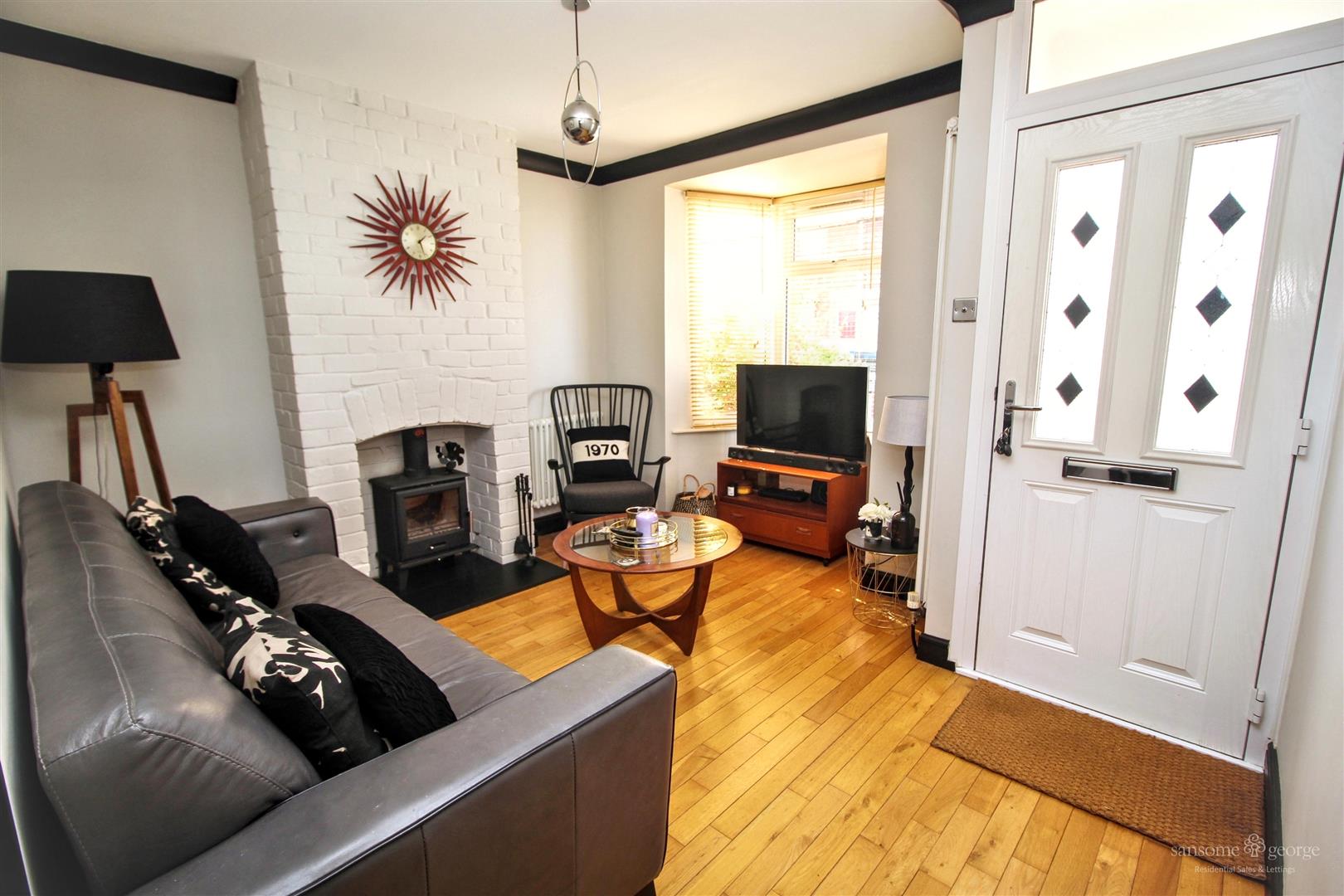 2 bed property in Connaught Road, Reading